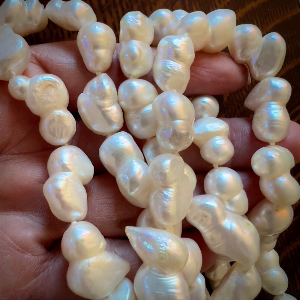 AUTHENTIC Long White Freshwater Pearl Rope Necklace 47” 1.5-2.5cm NWT - Picture 4 of 11